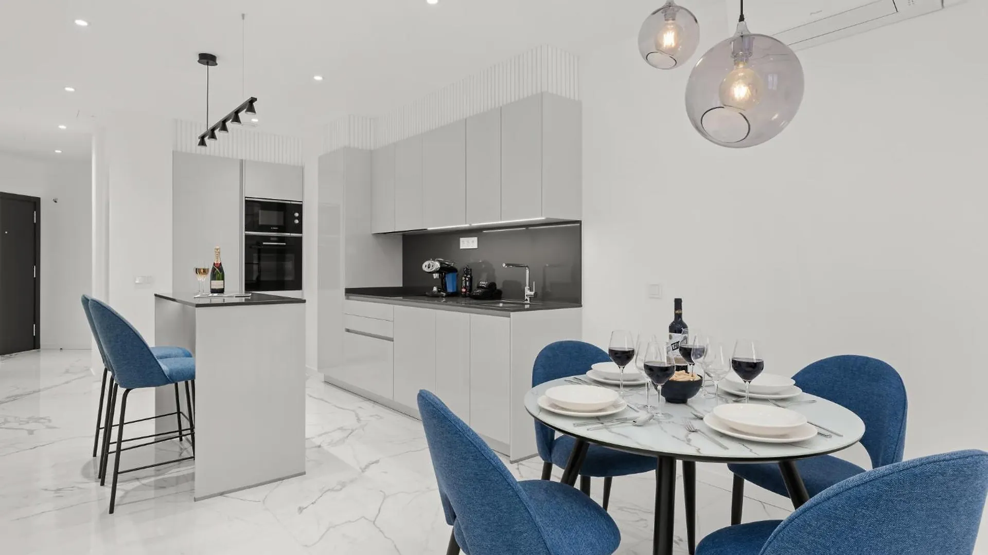 7 Luxury Suites By Karat Santa Cruz de Tenerife Apartment